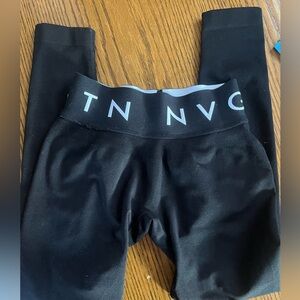NVGTN Black sport seamless leggings